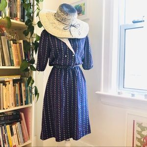 Vintage union made secretary’s dress puff sleeves